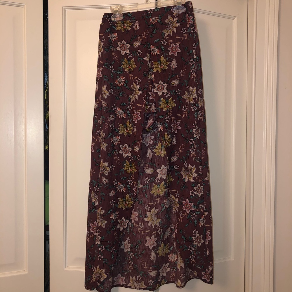 Purple flower pattern high-low skirt with short